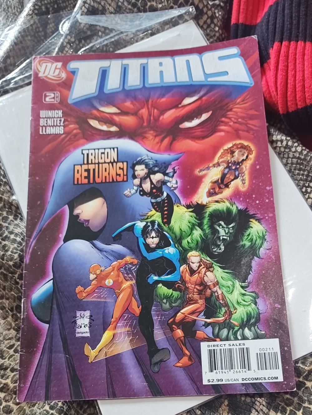 DC Comics Titans #2 (July 2008) - Trigon Returns! Winick / Benitez